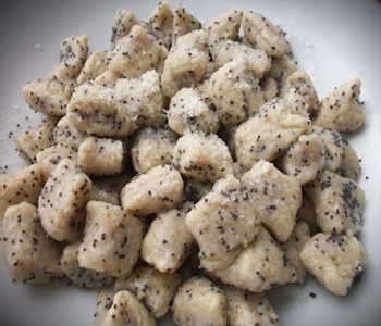 gnocchetti saraceni con semi di papavero